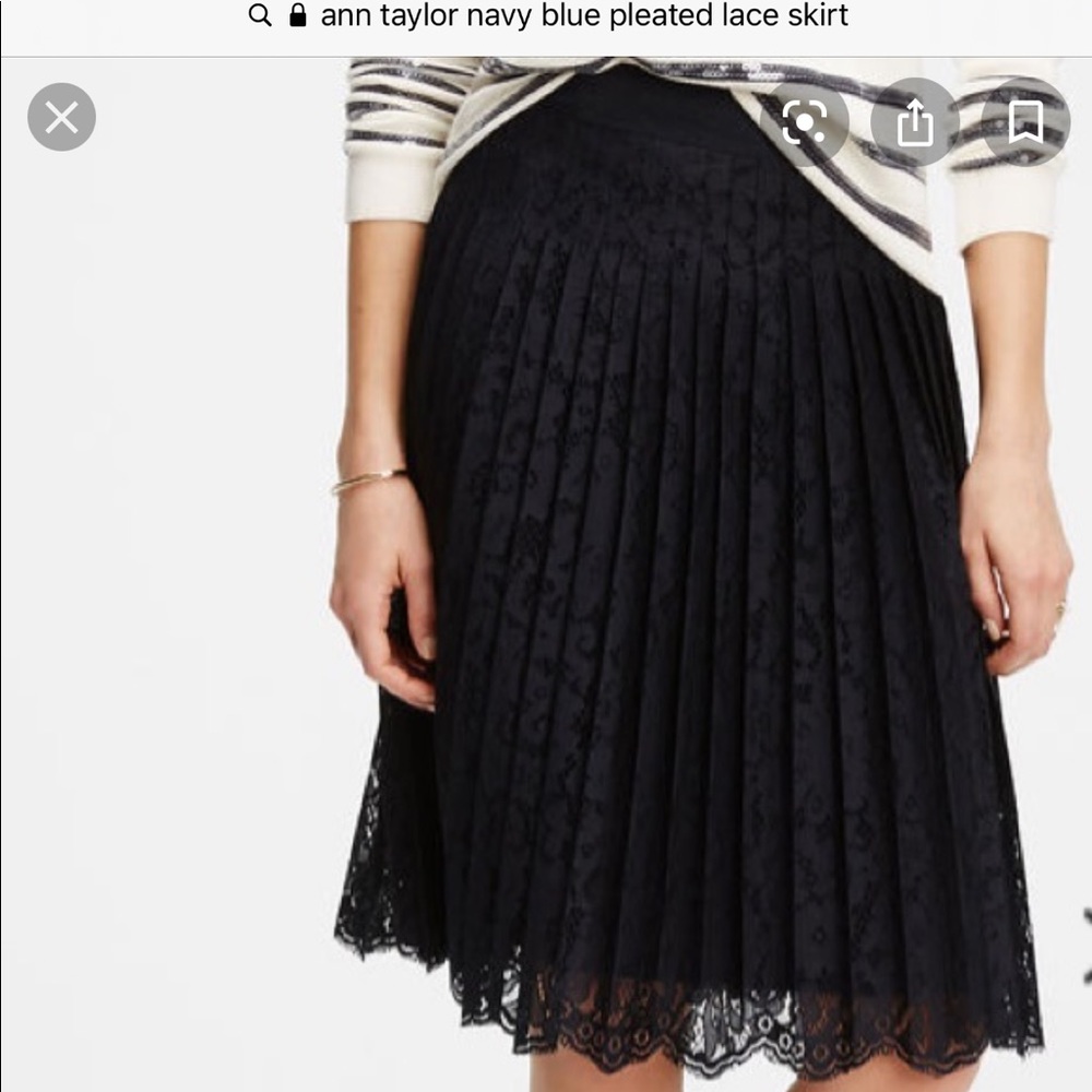 Ann Taylor navy blue skirt size 8